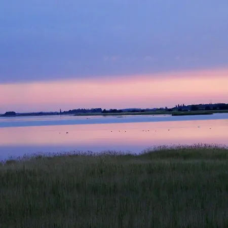 Дом отдыха Deichhaus Boddentraum *