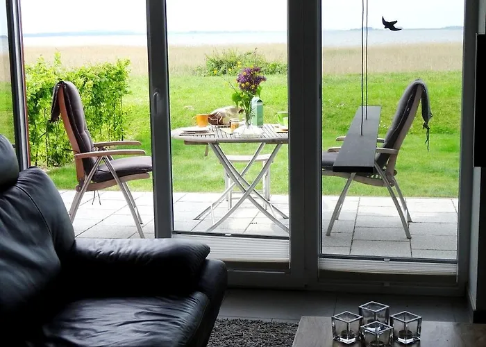 Deichhaus Boddentraum Дом отдыха Бреге